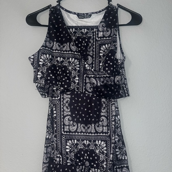 SXY Cross Wrap Paisley Print Tank Top & Pants Set - Picture 5 of 9